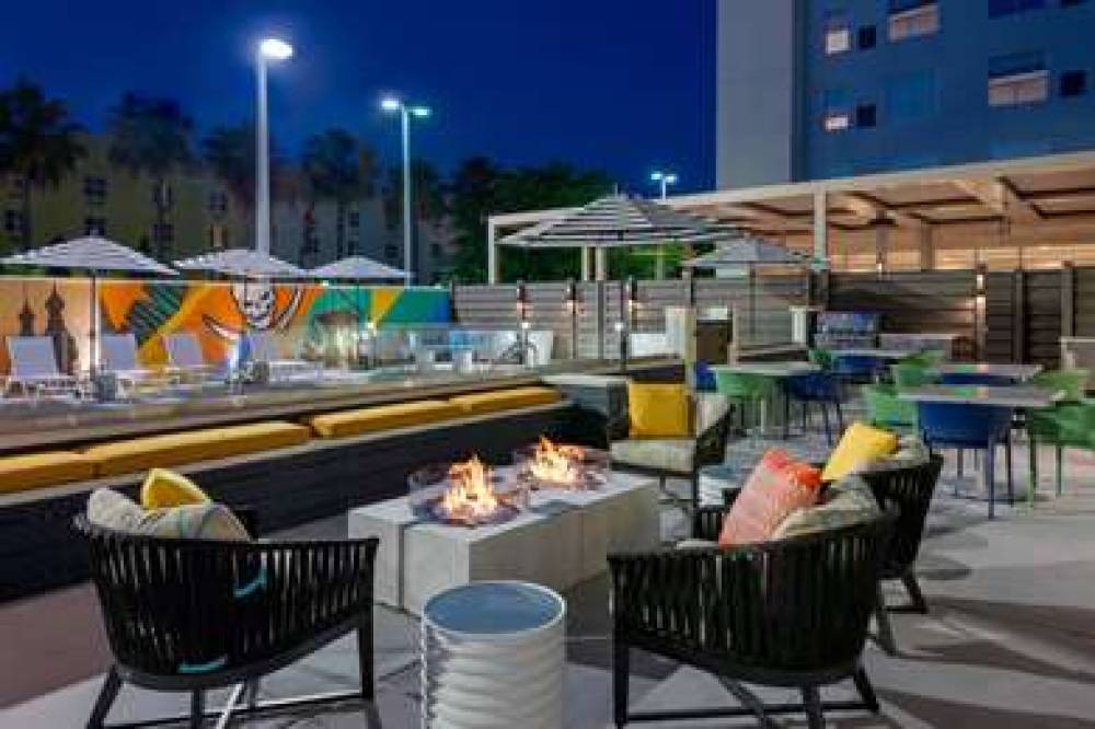 HYATT HOUSE TAMPA AIRPORT/WESTSHORE 4