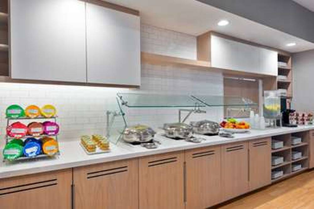 HYATT HOUSE TAMPA AIRPORT/WESTSHORE 7
