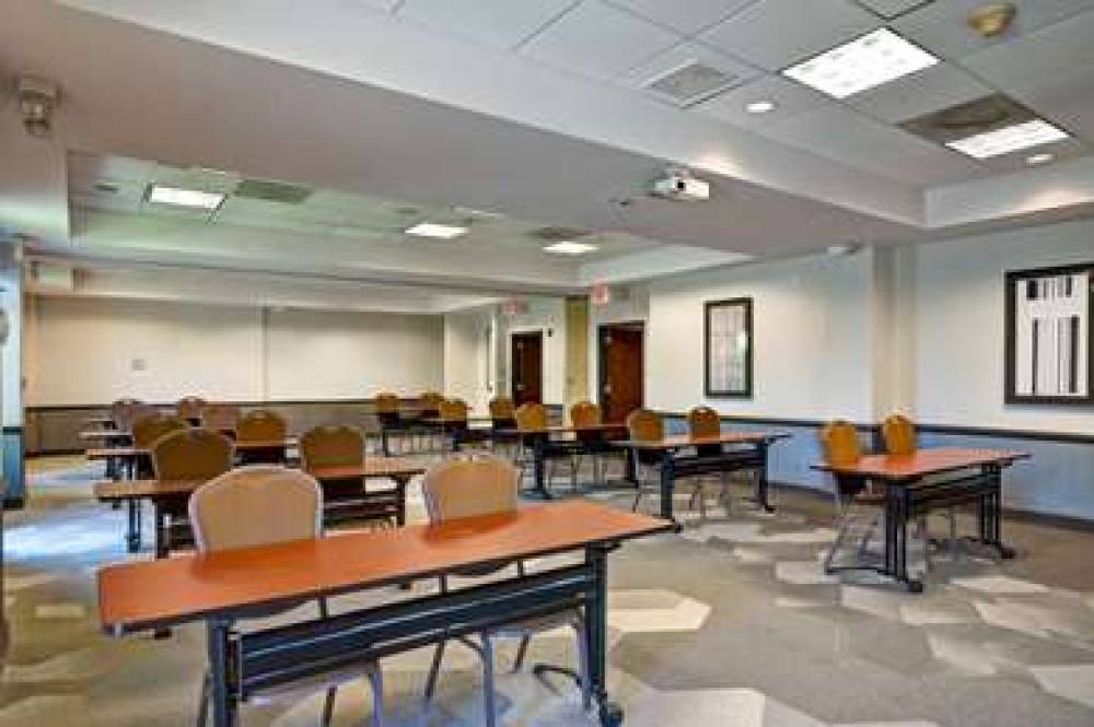 HYATT PLACE BALTIMORE BWI AIRPORT 8