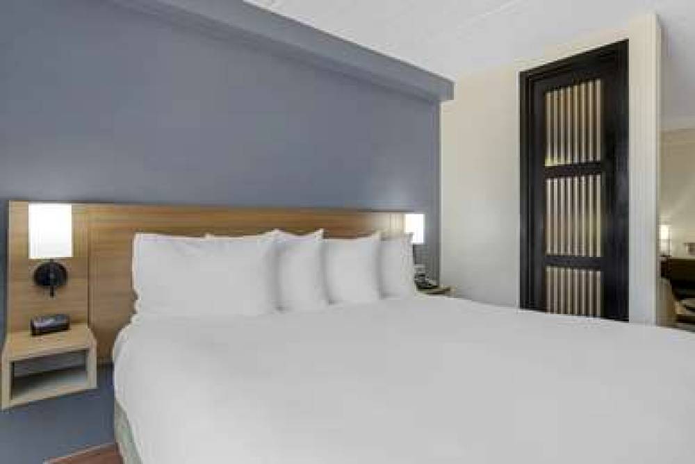 HYATT PLACE HOUSTON NORTH 6