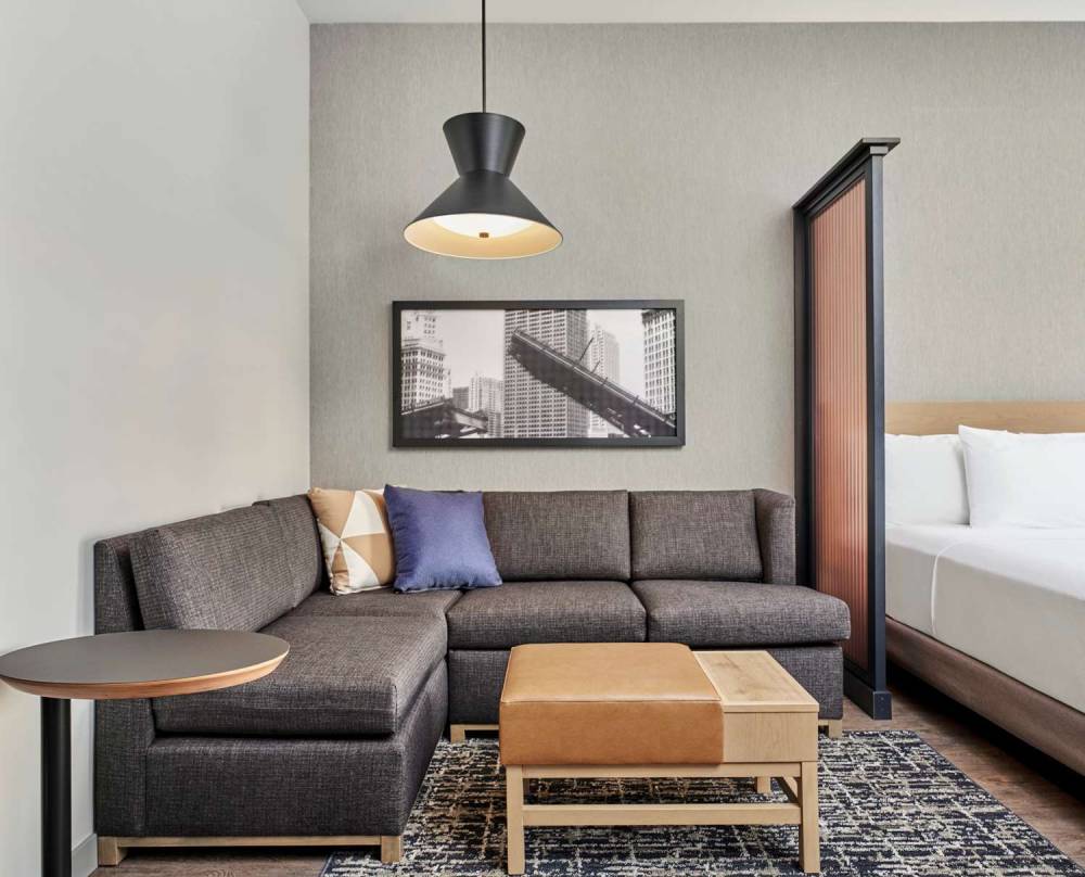 HYATT PLACE CHICAGO-MEDICAL/UNI DIS 5