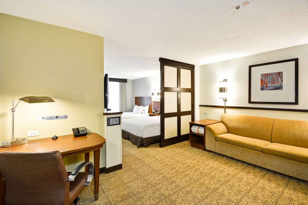 Hyatt Place Chicago Warrenville 5