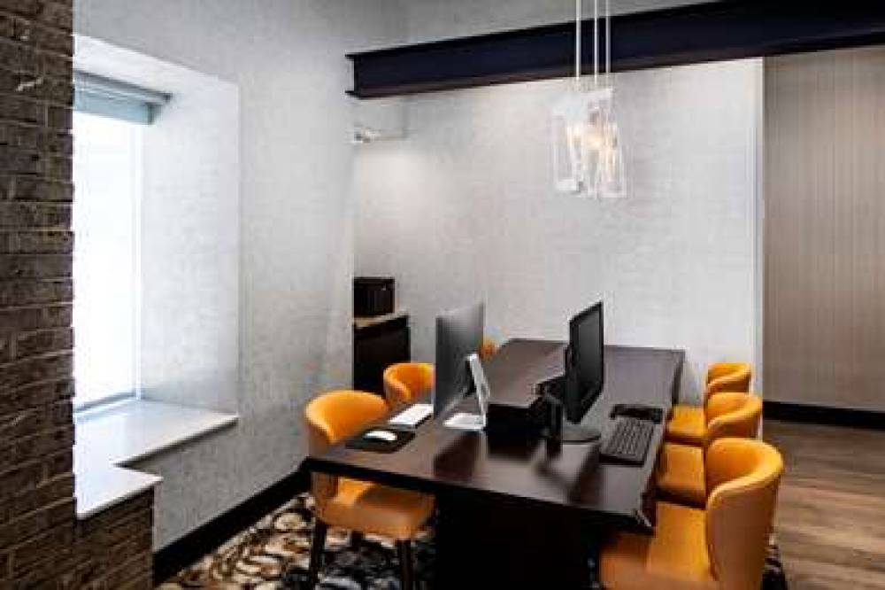 HYATT PLACE LONG ISLAND/NEW YORK CI 8