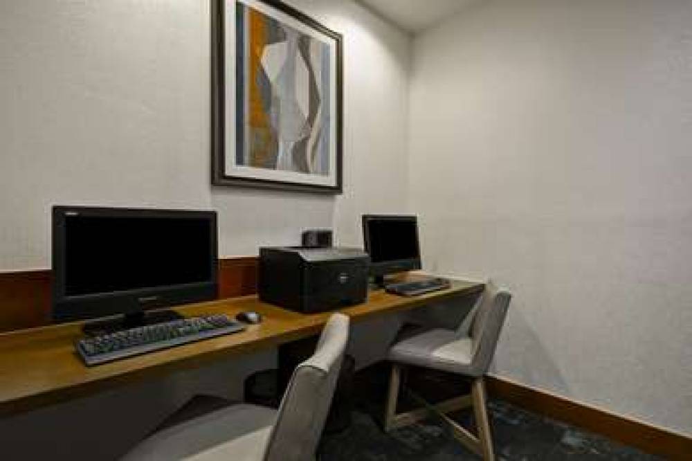 HYATT PLACE MIAMI ARPT WEST DORAL 10