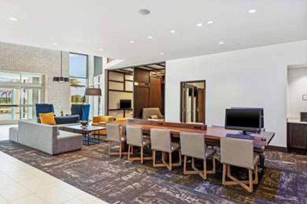HYATT PLACE TAMPA/WESLEY CHAPEL 8