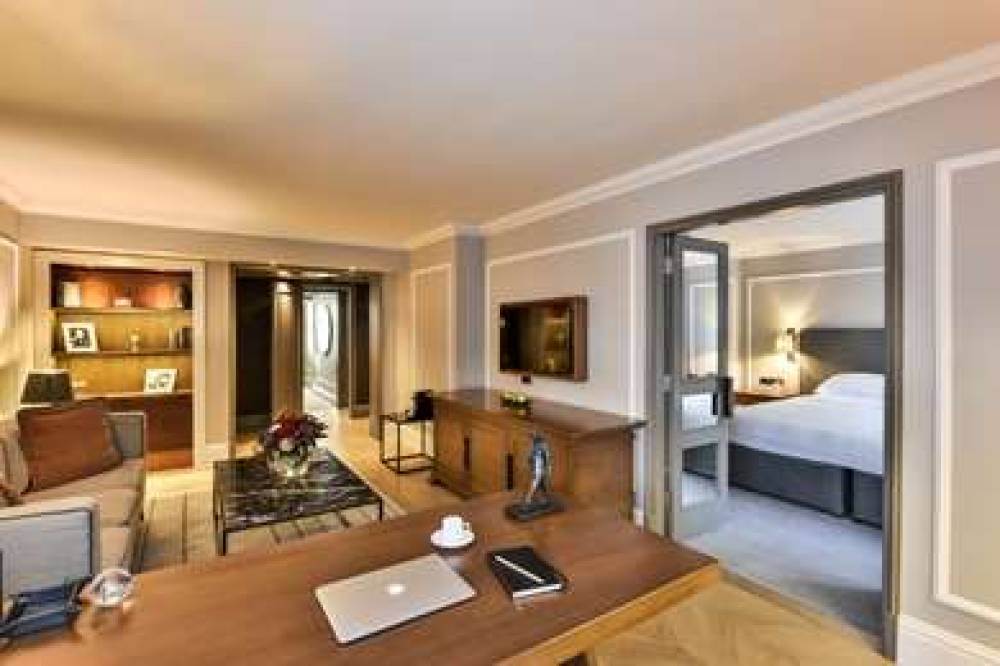 HYATT REG CHURCHILL 5