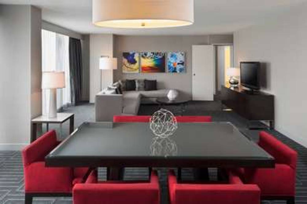 HYATT REGENCY CINCINNATI 3