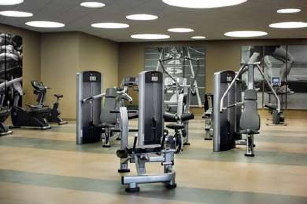 HYATT REGENCY CINCINNATI 4