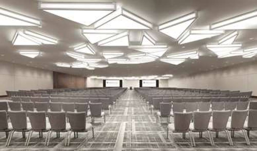 Hyatt Regency LAX 10