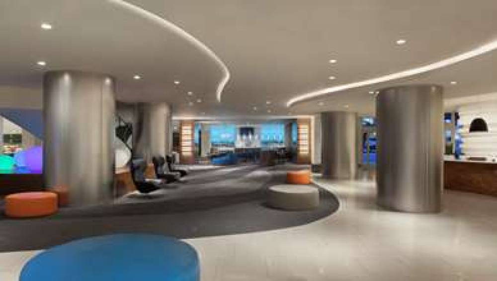Hyatt Regency LAX 6