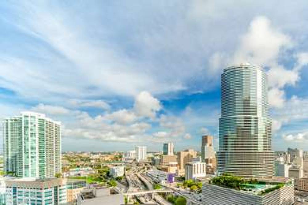 Hyatt Regency Miami 1