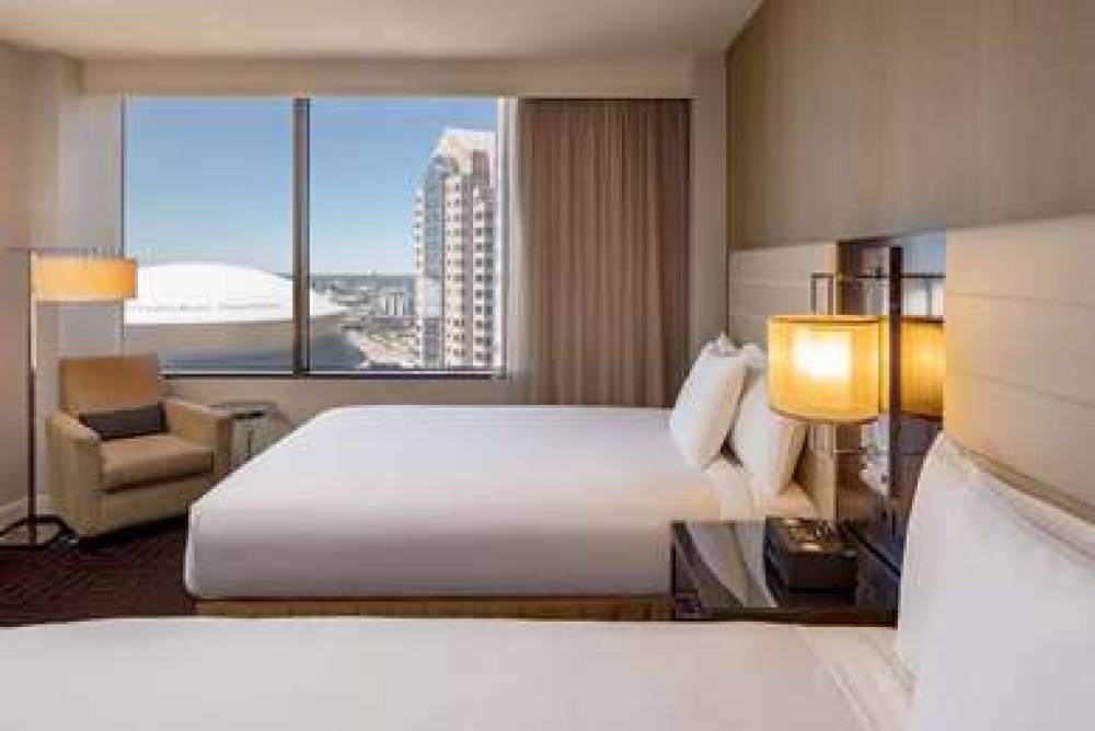 HYATT REGENCY NEW ORLEANS 9