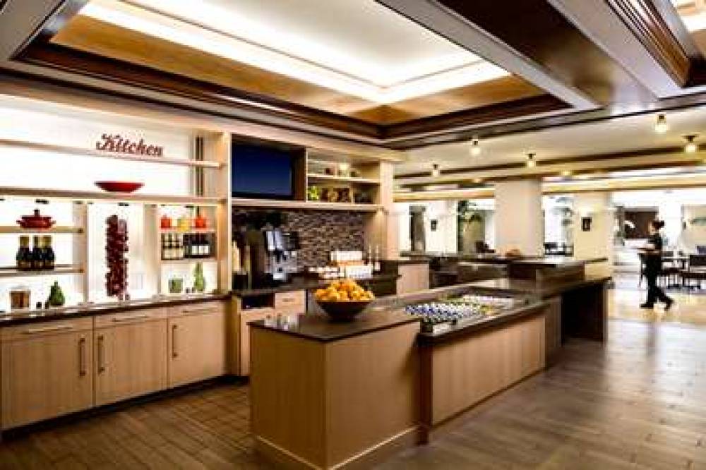 HYATT WESTLAKE PLAZA 8