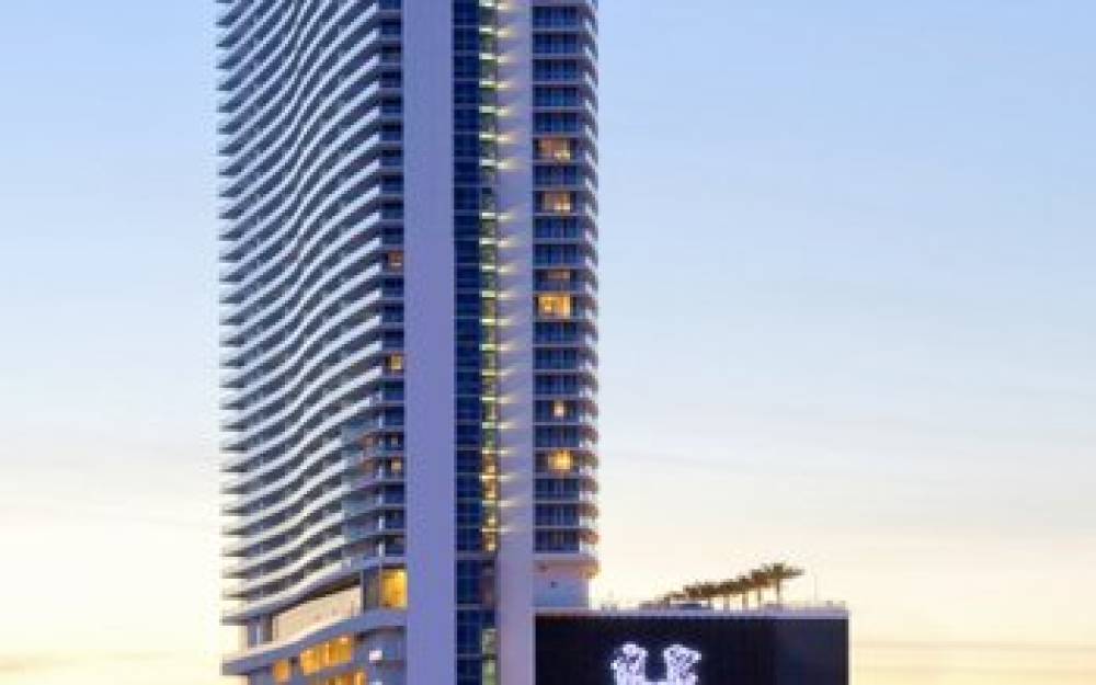 HYDE RESORT AND RESIDENCES LIF 1