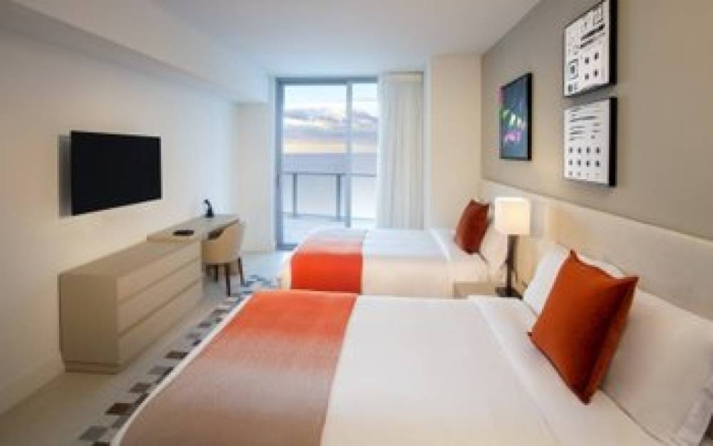HYDE RESORT AND RESIDENCES LIF 3