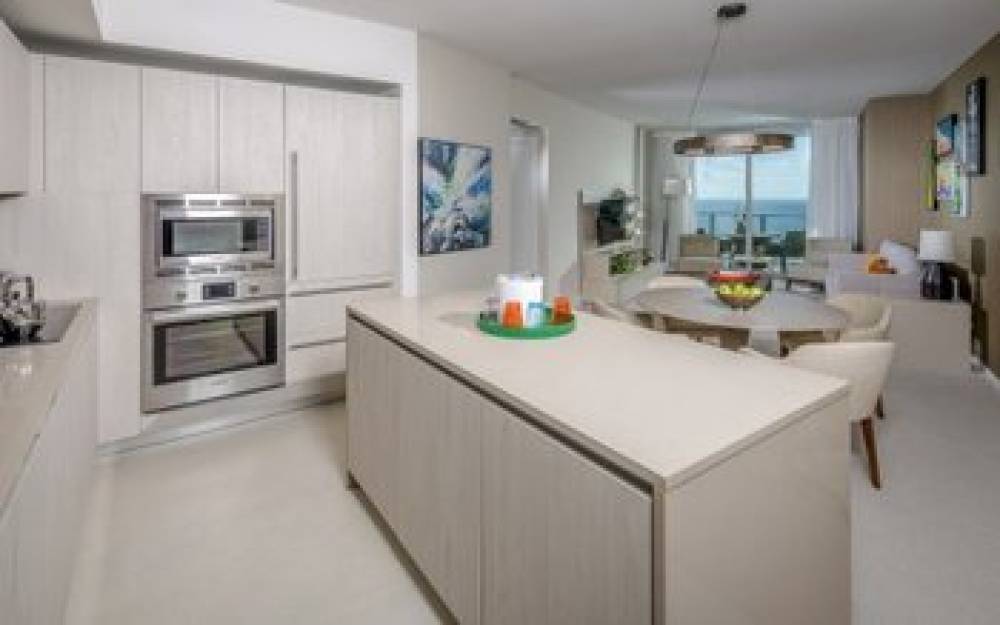 HYDE RESORT AND RESIDENCES LIF 7