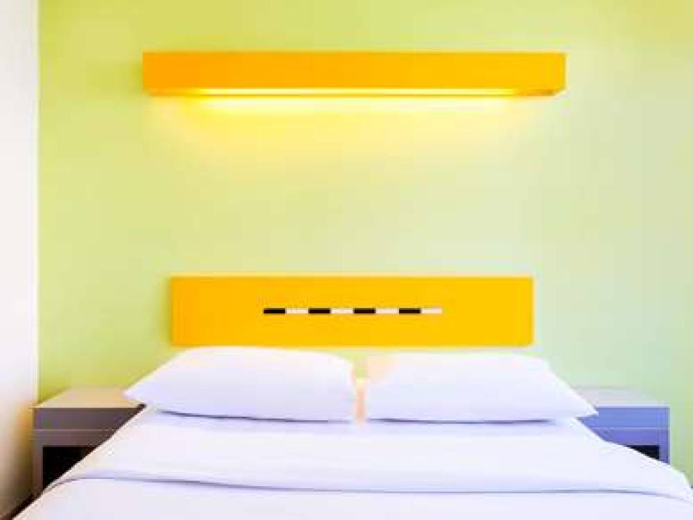 IBIS BUDGET JAKARTA  CIKINI 6