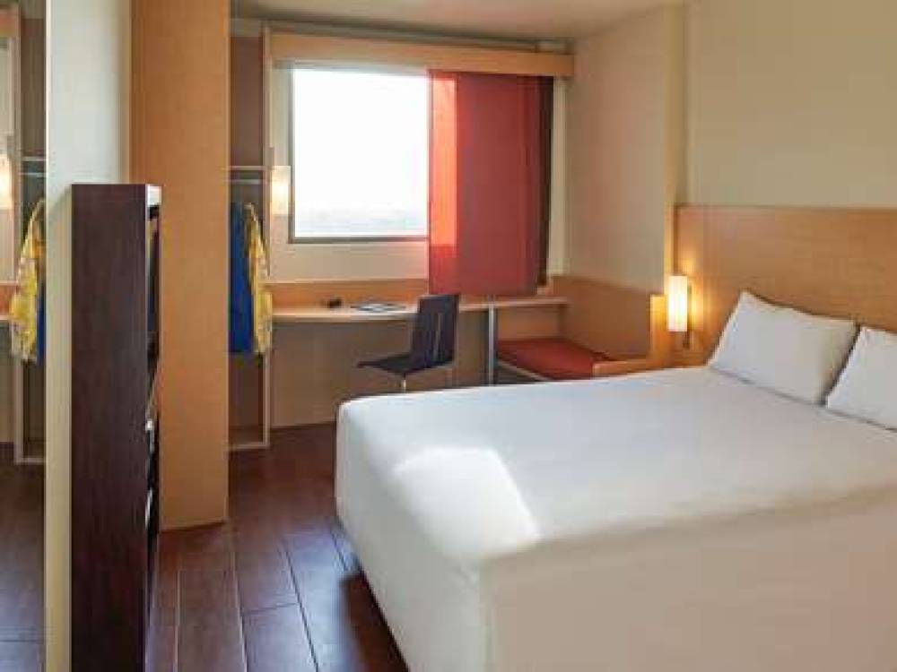 Ibis Cancun Centro 4