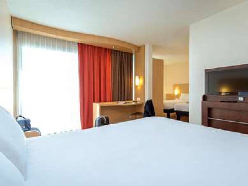 IBIS CAVAILLON LUBERON 9