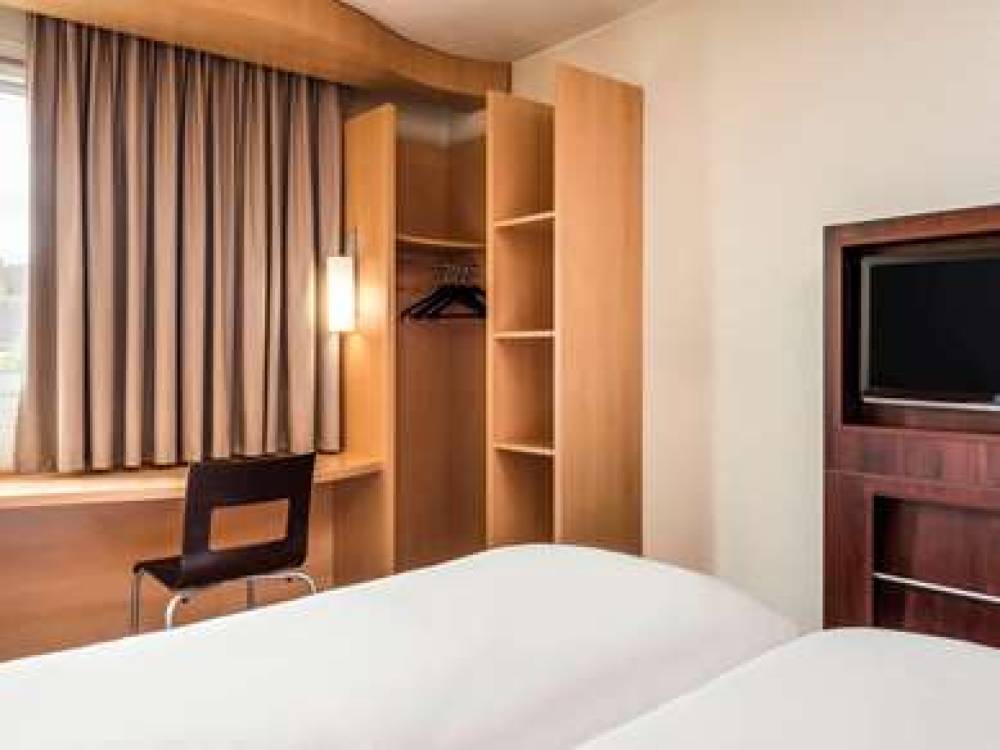 Ibis Cergy-Pontoise Le Port 10