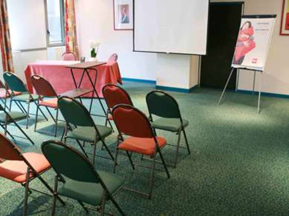 Ibis Chateauroux 7