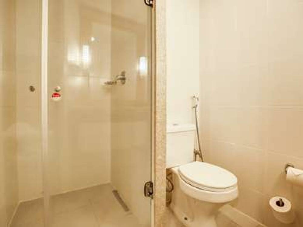 Ibis Copacabana Posto 2 9