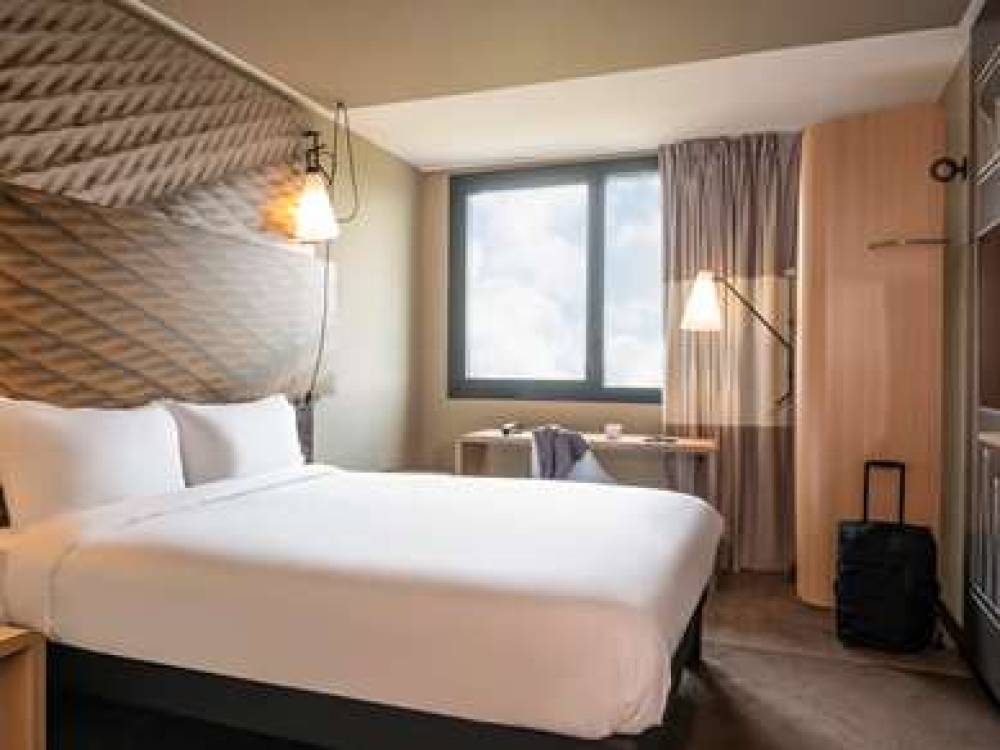 IBIS GONESSE 8
