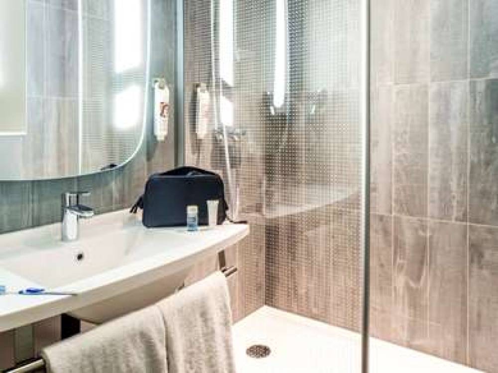 IBIS GONESSE 9