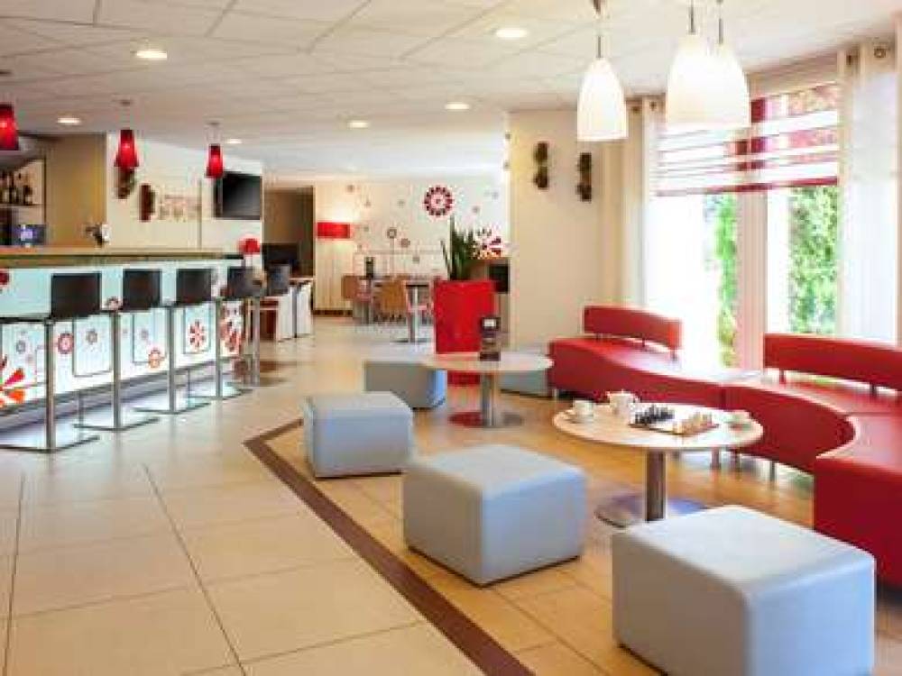 Ibis Jouy En Josas Velizy