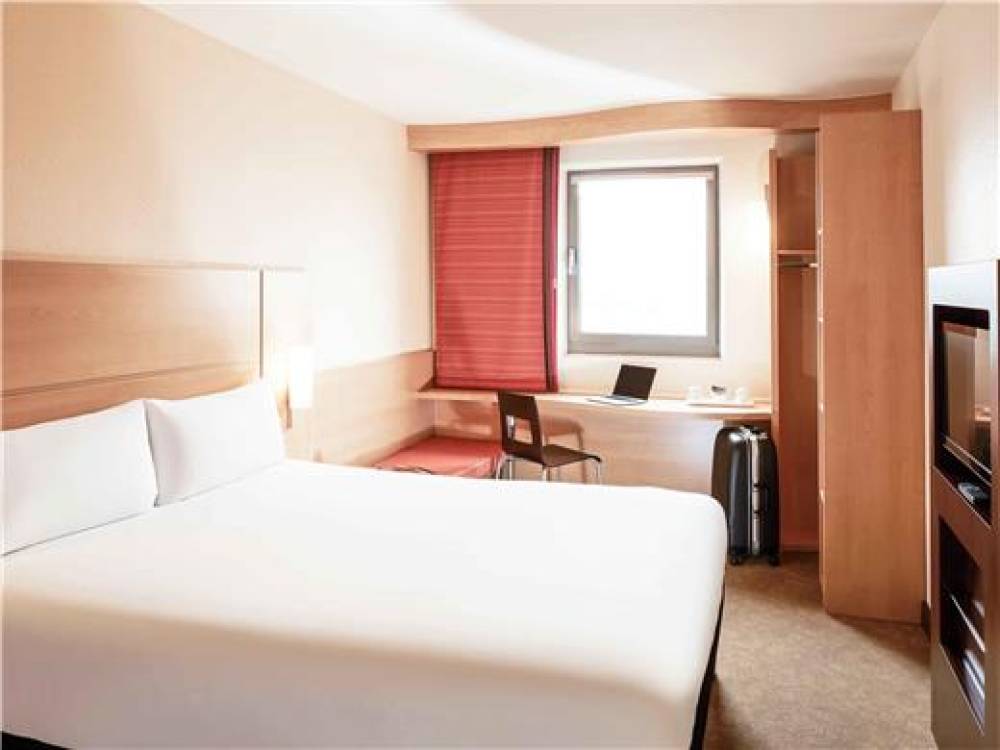 Ibis London Elstree Borehamwood 6