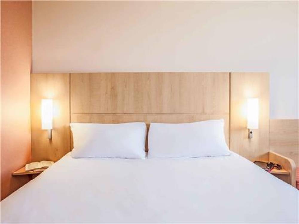 Ibis London Elstree Borehamwood 7