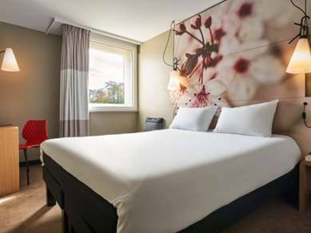 Ibis Marne-la-Vallee Emerainville 1
