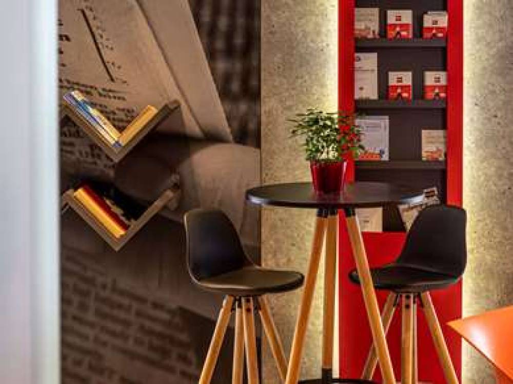 Ibis Paris Boulogne-Billancourt 7