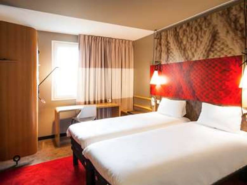 IBIS PARIS DEFENSE COURBEVOIE 5