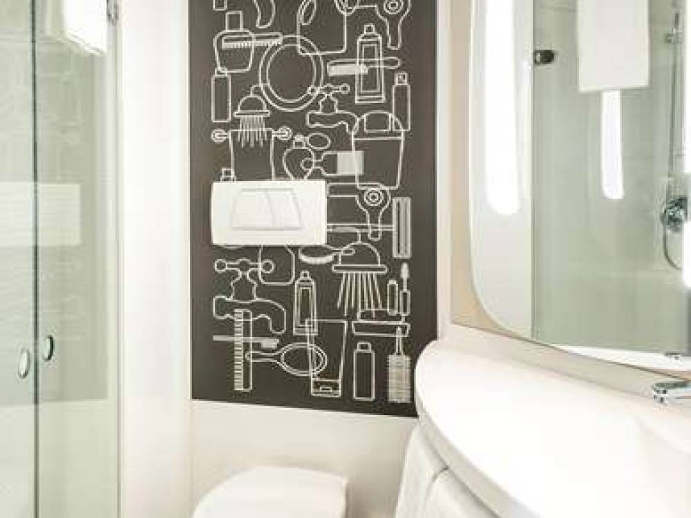 IBIS PARIS DEFENSE COURBEVOIE 9