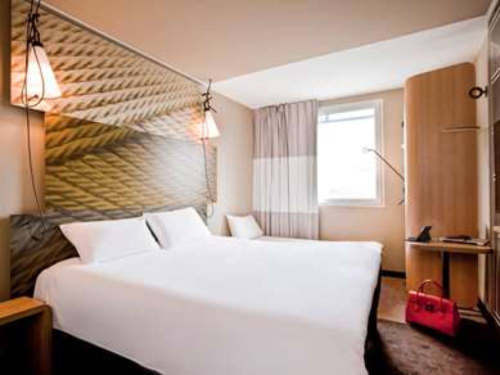 Ibis Paris Porte De Clichy Centre 2