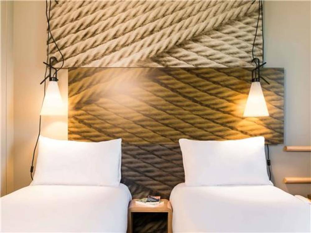 IBIS PARIS ST-DENIS STADE SUD 7