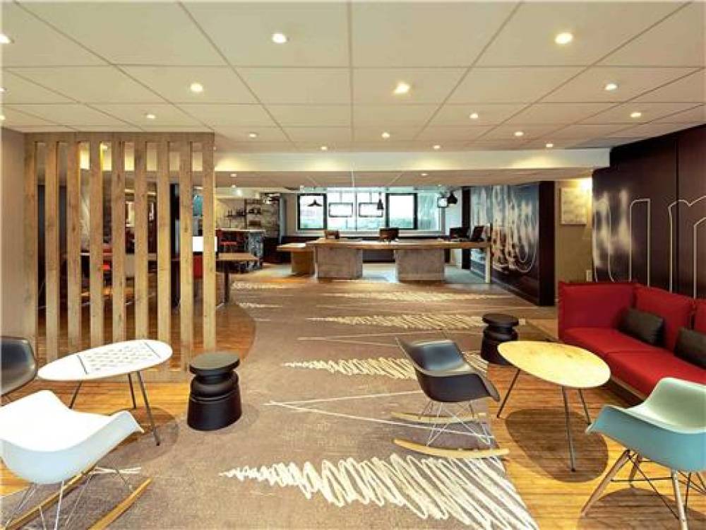 IBIS PARIS ST-DENIS STADE SUD 1