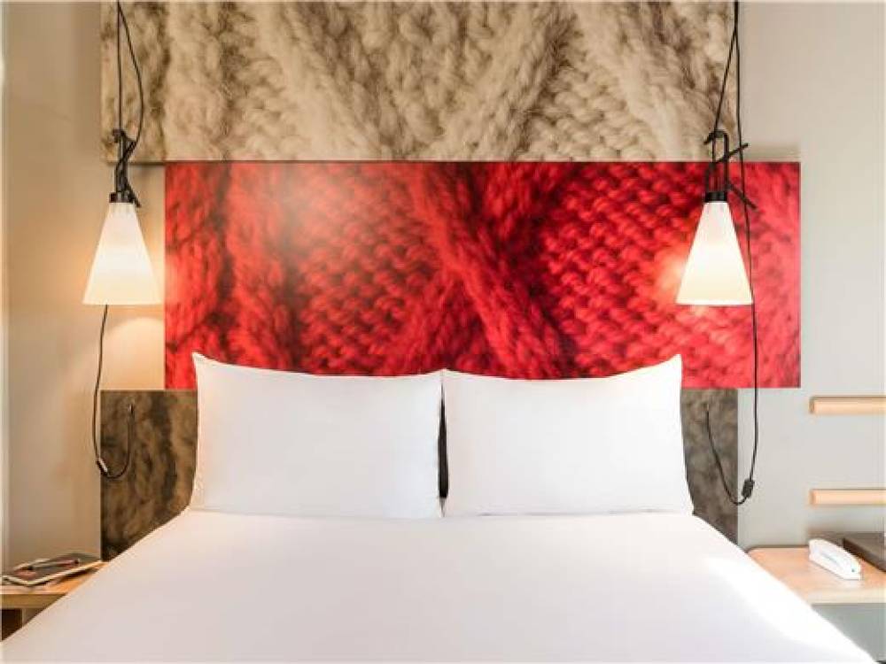 IBIS PARIS ST-DENIS STADE SUD 9