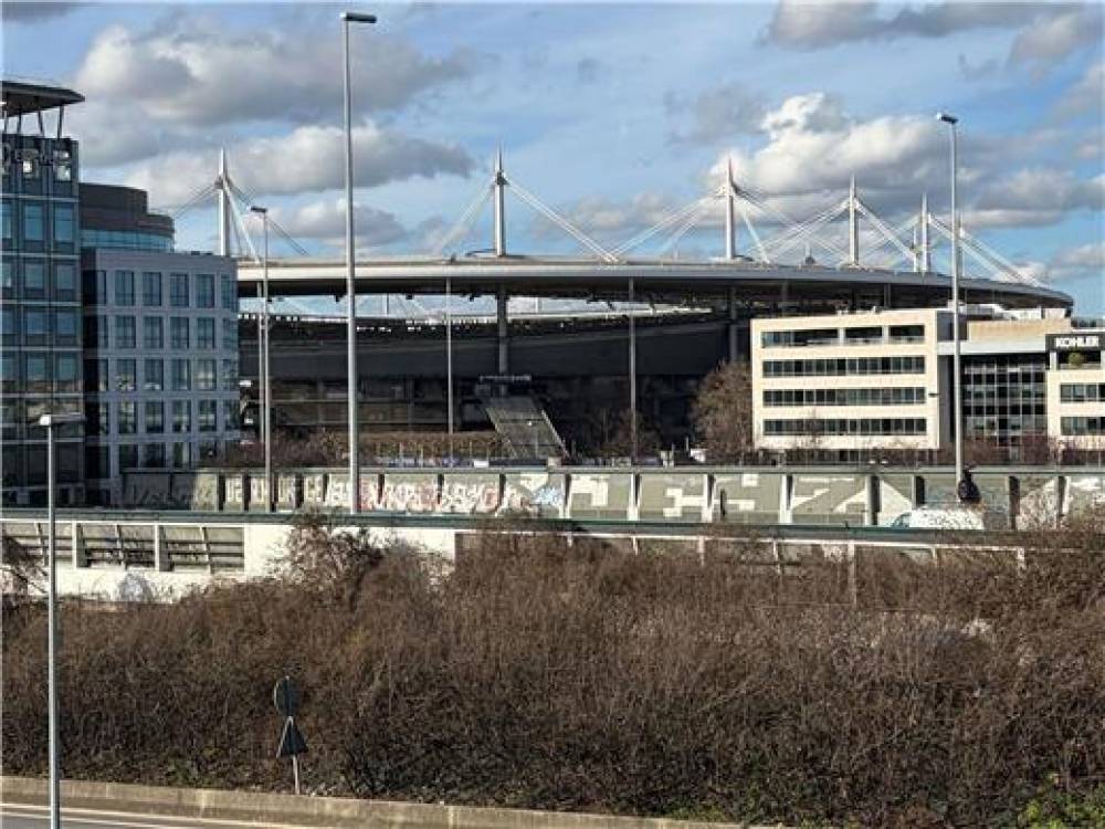 IBIS PARIS ST-DENIS STADE SUD 2