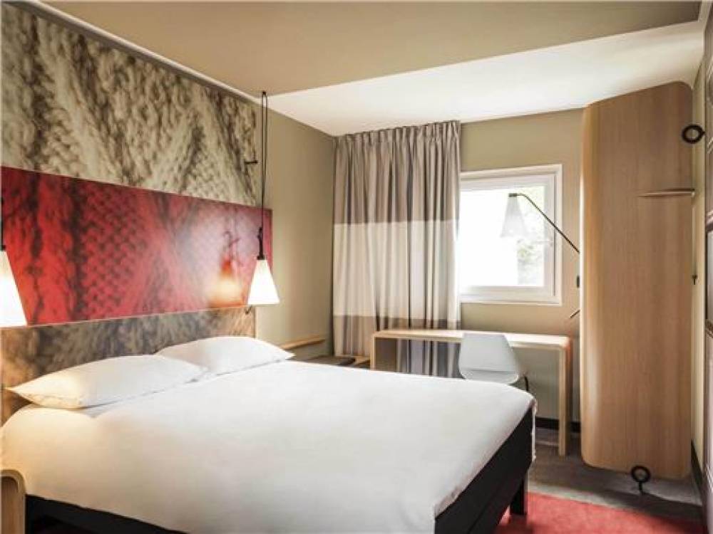 IBIS PARIS ST-DENIS STADE SUD 6