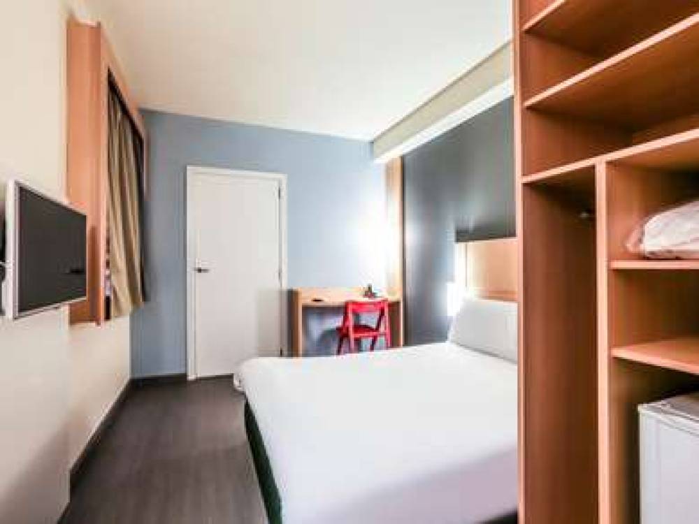 IBIS SINOP 8