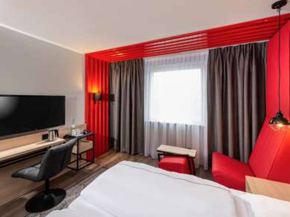Ibis Styles Berlin Treptow 9