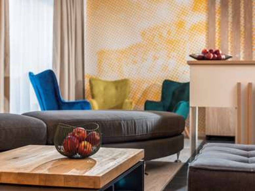 Ibis Styles Dresden Neustadt 5