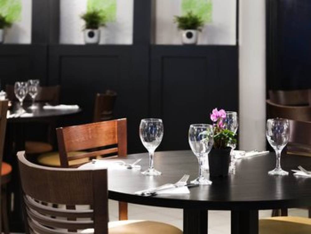 Ibis Styles London Excel 10