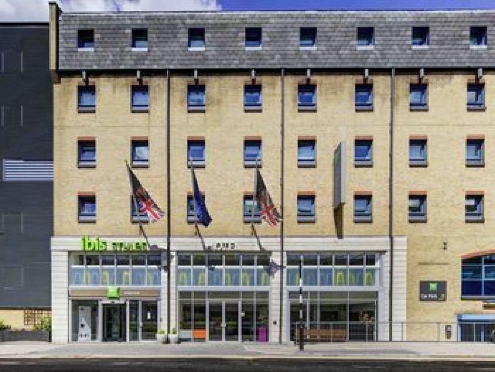 Ibis Styles London Excel 1