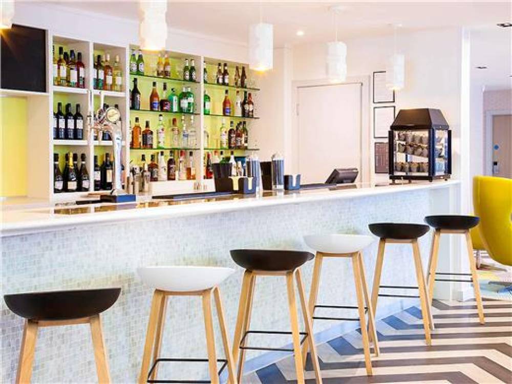 Ibis Styles London Heathrow Airport 2