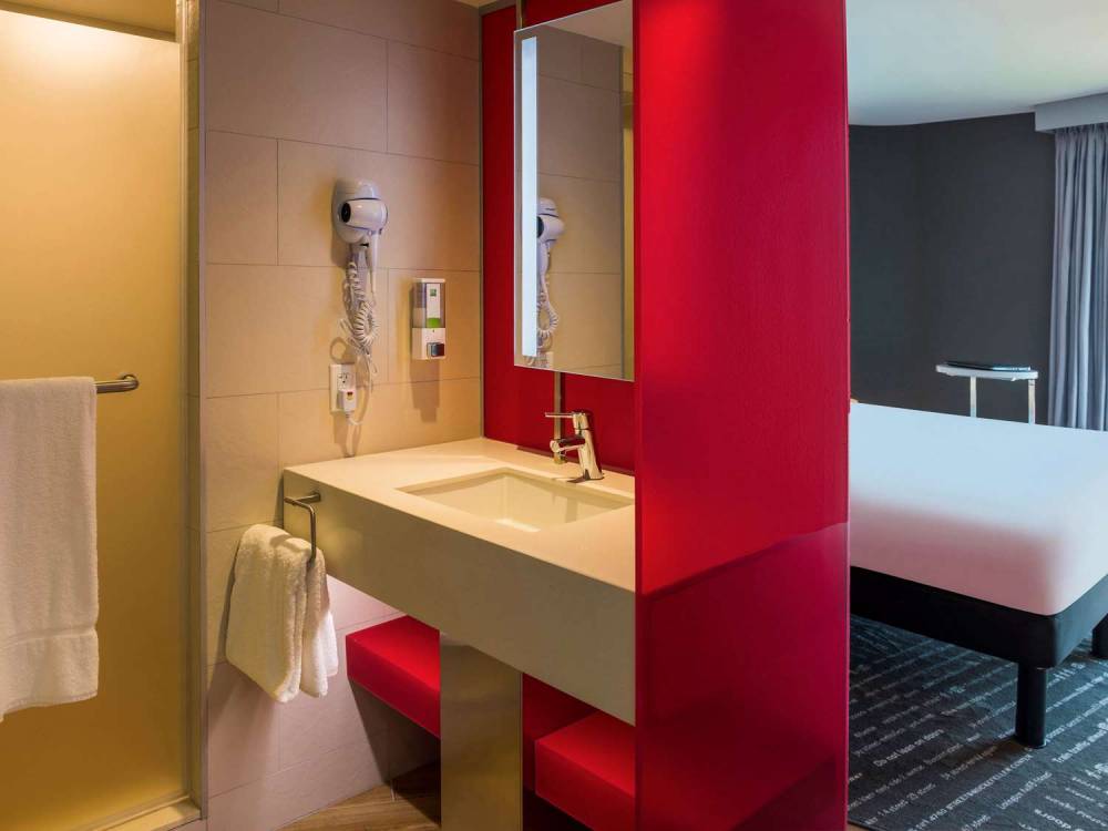IBIS STYLES NEW YORK LGA 1