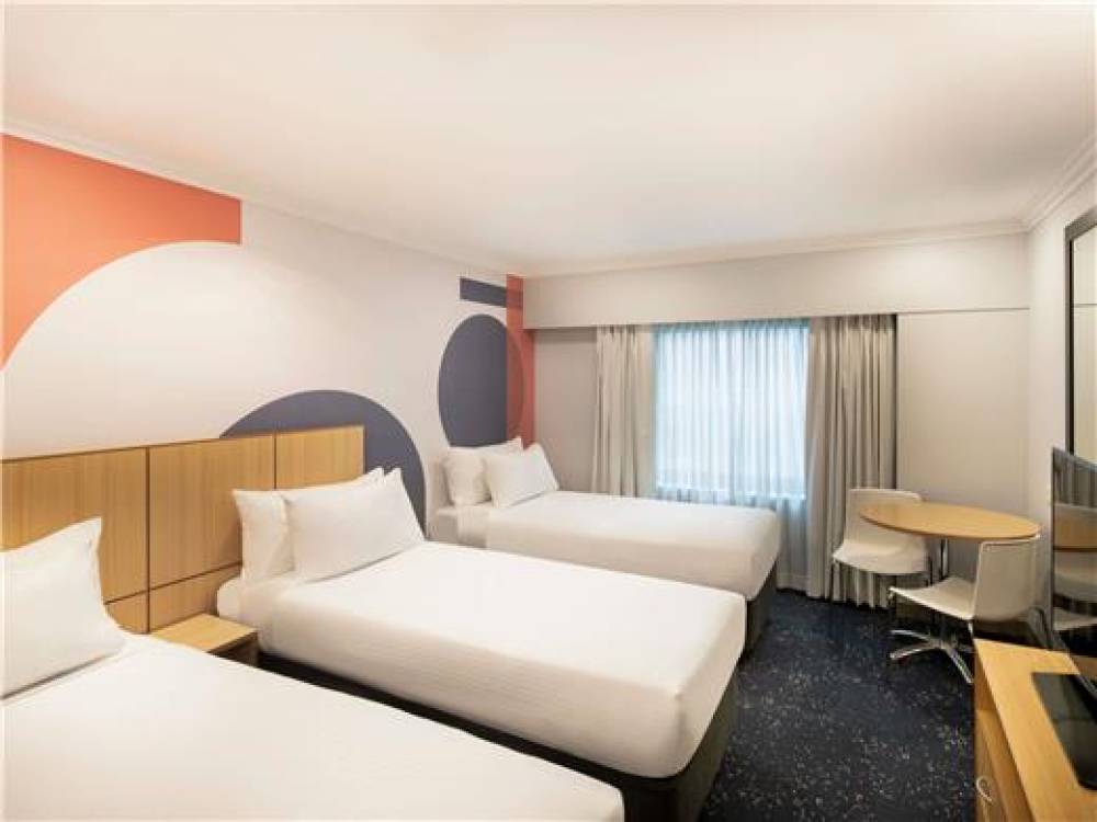 Ibis Styles Sydney Central 10