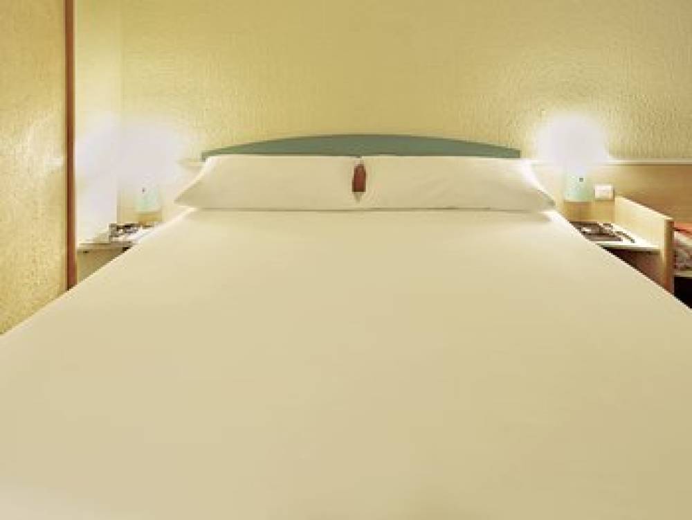 Ibis Tours Sud 9